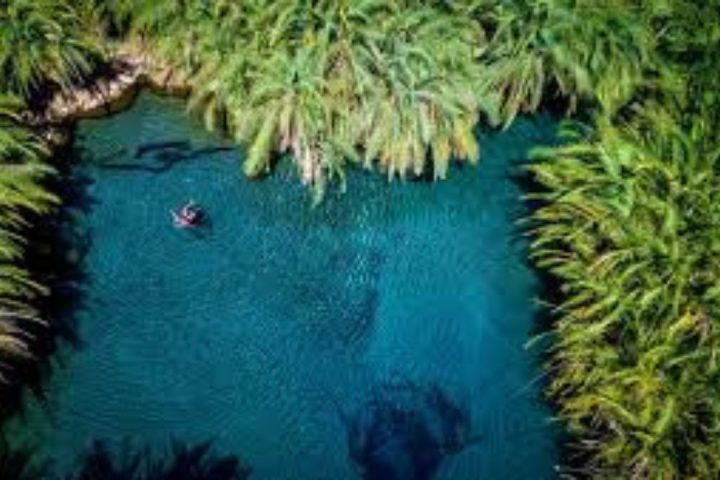 Chemka Hot Springs Day Trip